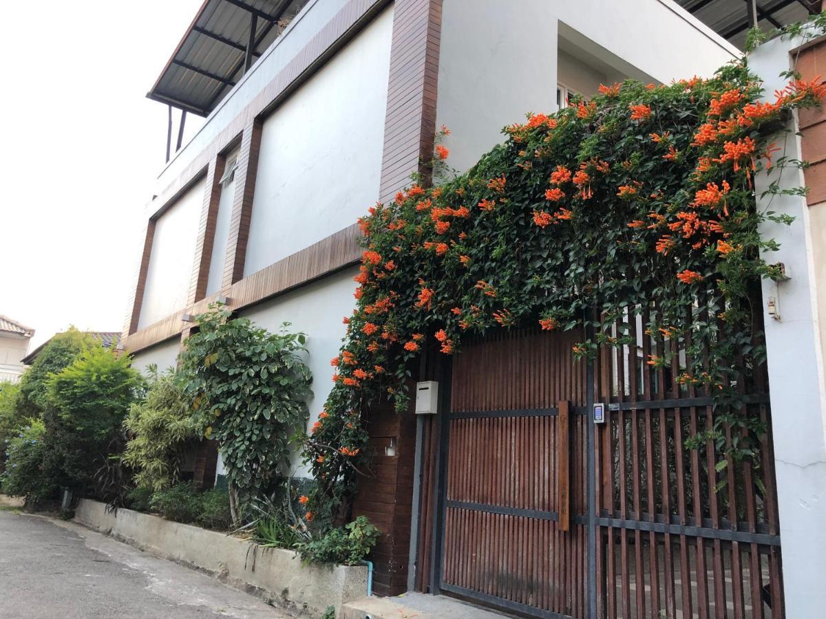 Celosia Chiang Mai Hotel Exteriör bild
