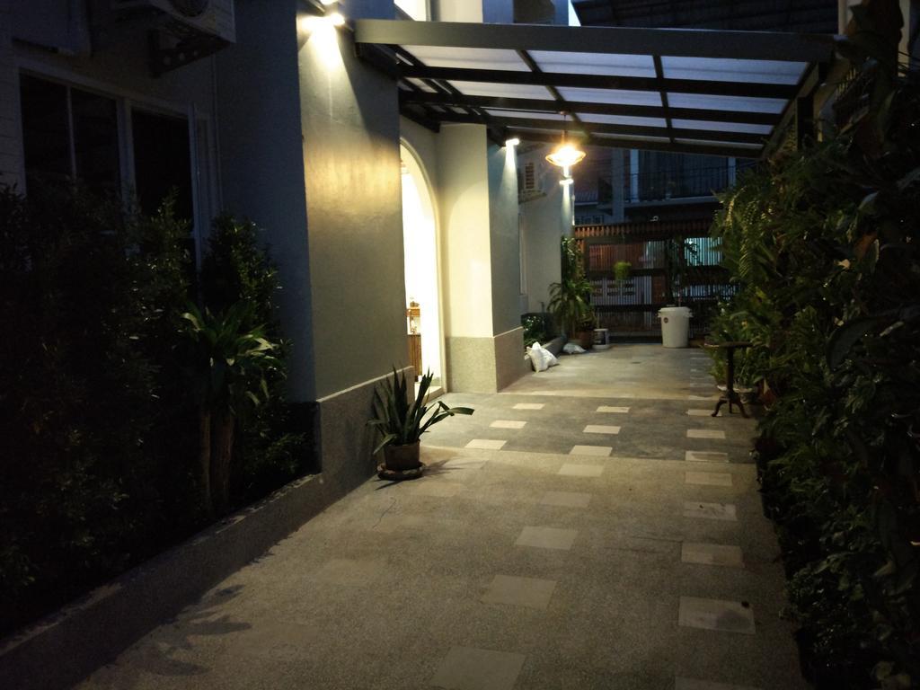 Celosia Chiang Mai Hotel Exteriör bild