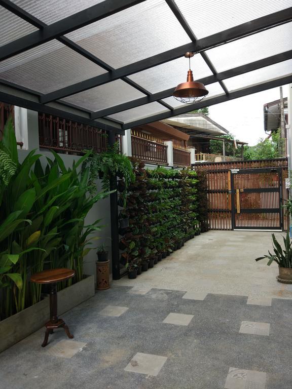 Celosia Chiang Mai Hotel Exteriör bild